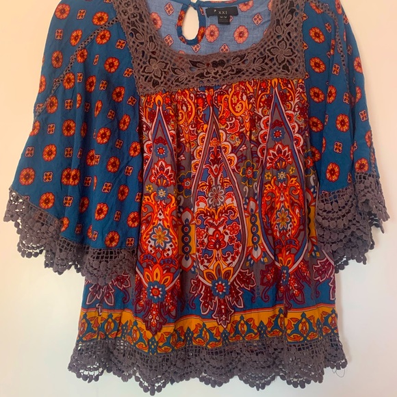 Forever 21 Tops - Forever 21 BoHo shirt hippie blouse Flowey hippy shirt